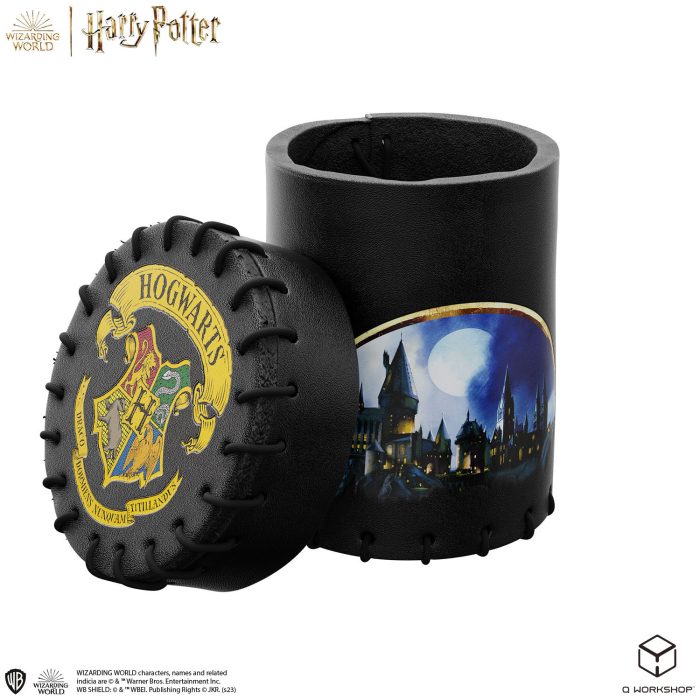 QW - Harry Potter. Hogwarts Dice Cup